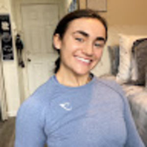 Meet your Posher, Alayna